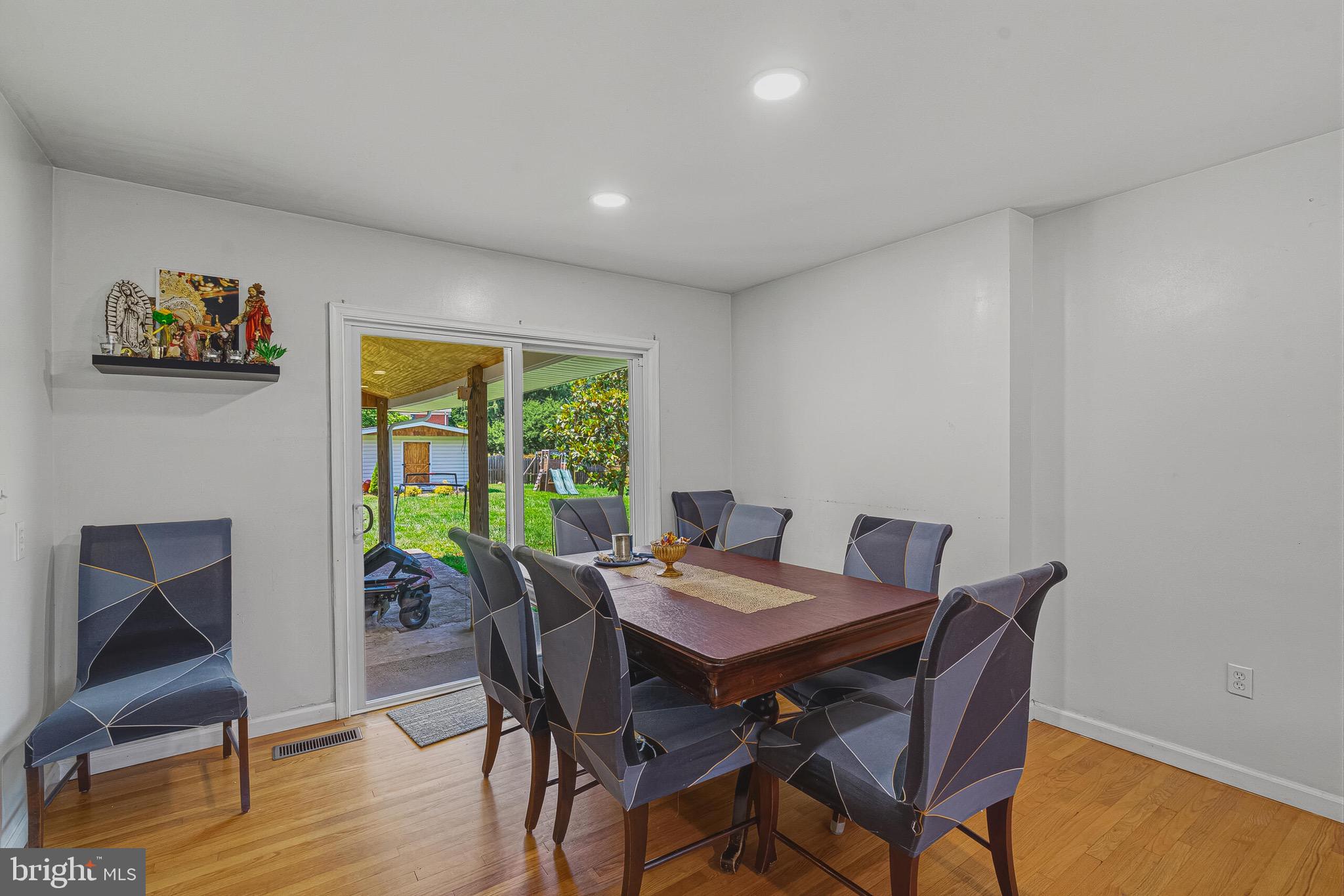 9016 Bethel Road Frederick, MD 21702 - Photo 8 of 38