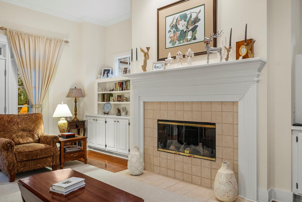 202 White Oak Road Pine Mountain, GA 31822 - Photo 22 of 70 a living room with furniture and a fireplace