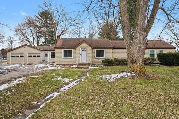 $220,000 | 58820 County Road 111, Elkhart, IN 46517
