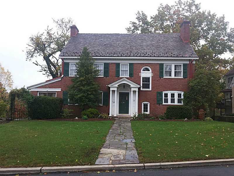 229 Gladstone Road Pittsburgh, PA 15217 - Photo 1 of 25 Exterior Front.