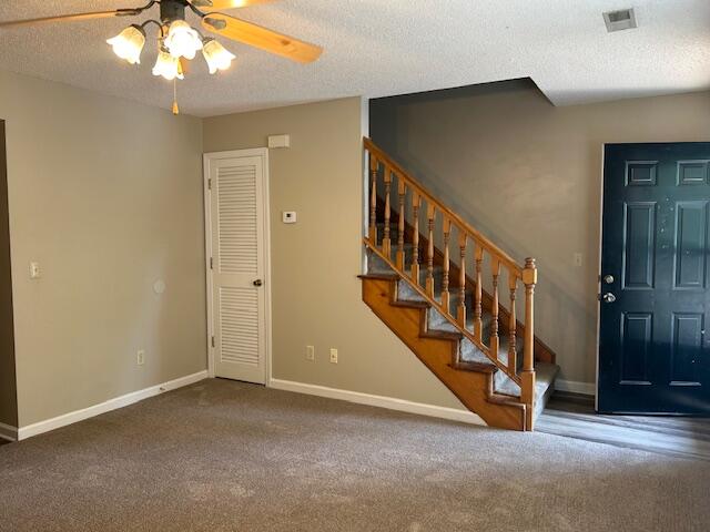 1050 Jessamine Trail Sumter, SC 29150 - Photo 5 of 16 Living Room