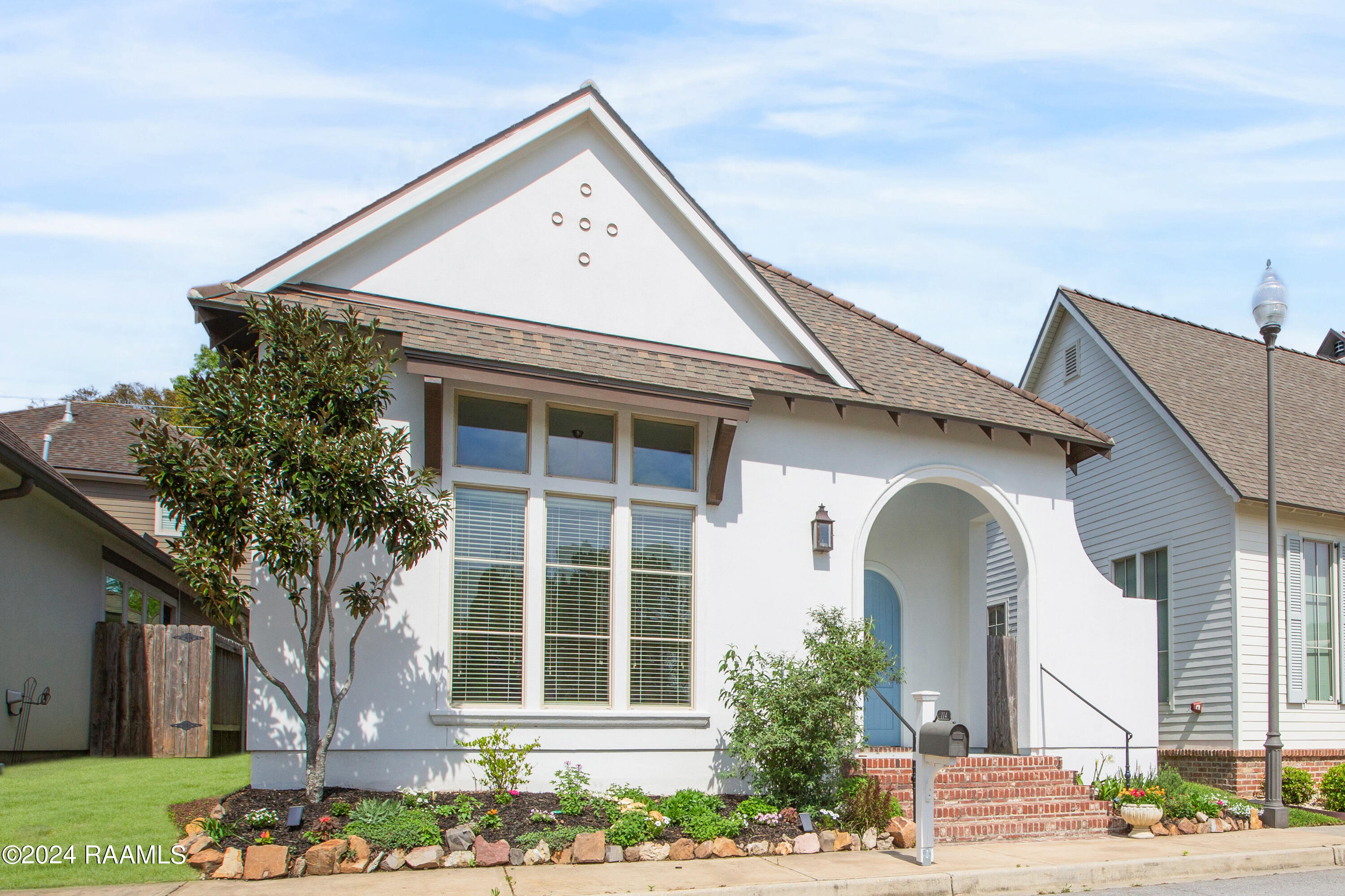 114 Mcclendon Street Lafayette, LA 70508 - Photo 2 of 27 114 McClendon Lafayette-2