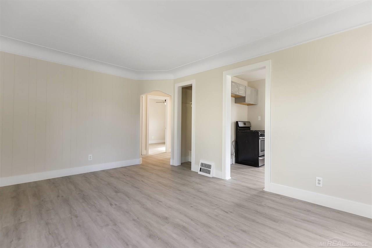 18196 Twelve Mile Road Roseville, MI 48066 - Photo 4 of 19