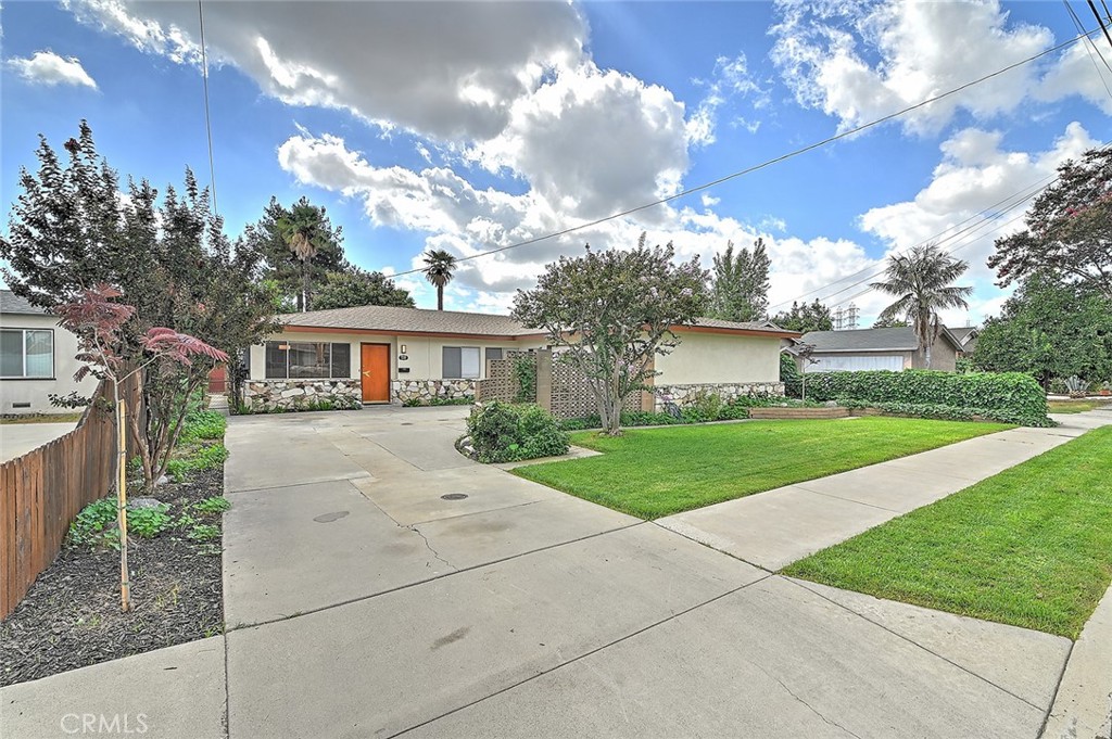 9118 Maple Street Bellflower, CA 90706 - Photo 3 of 74