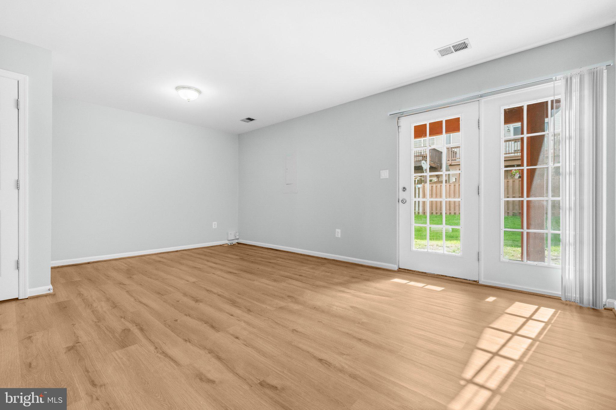 6687 Roderick Loop Gainesville, VA 20155 - Photo 33 of 46 Gallery Image 33
