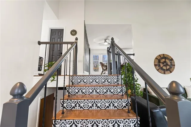 $399,000 | 909 Northeast 117th Terrace, Kansas City, MO 64155