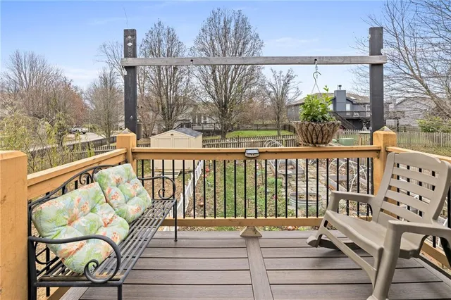 $399,000 | 909 Northeast 117th Terrace, Kansas City, MO 64155