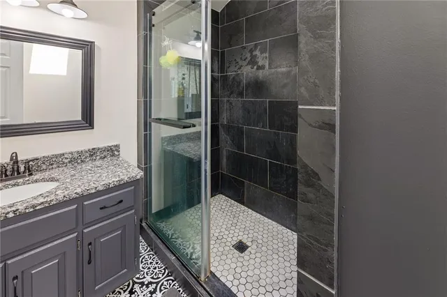 $399,000 | 909 Northeast 117th Terrace, Kansas City, MO 64155