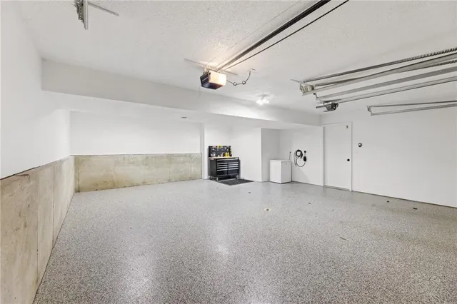 $399,000 | 909 Northeast 117th Terrace, Kansas City, MO 64155