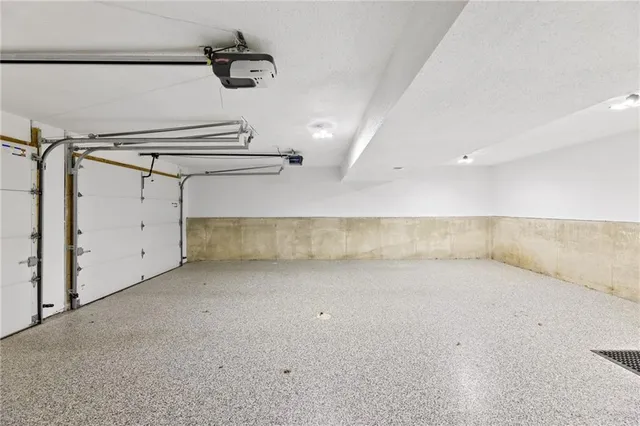 $399,000 | 909 Northeast 117th Terrace, Kansas City, MO 64155