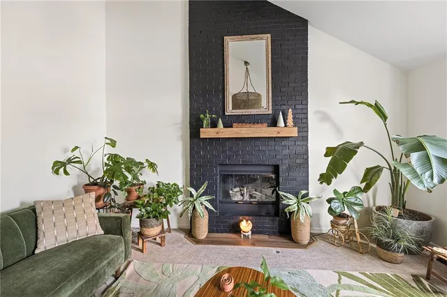 $399,000 | 909 Northeast 117th Terrace, Kansas City, MO 64155