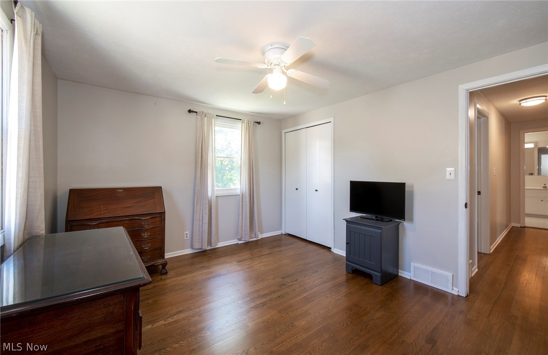28005 Knickerbocker Road Bay Village, OH 44140 - Photo 14 of 25 Bedroom 2