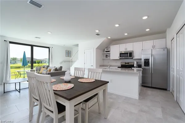 $2,200 | 14267 Oviedo Place, Fort Myers, FL 33905