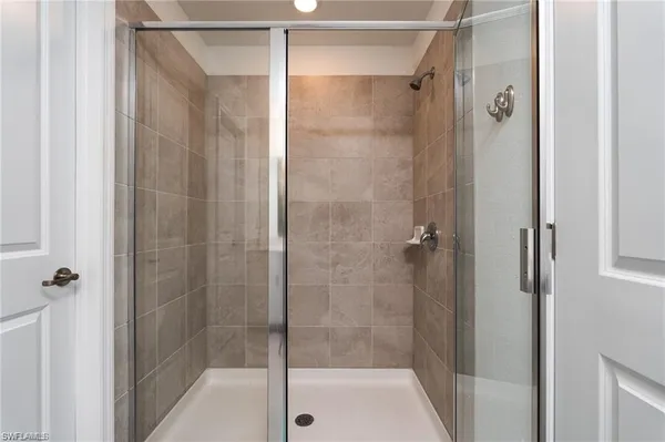 $2,200 | 14267 Oviedo Place, Fort Myers, FL 33905