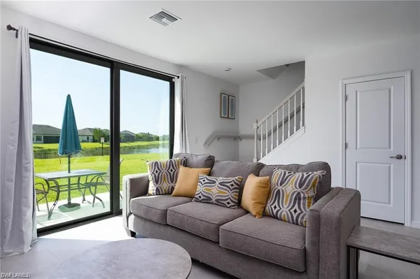 $2,200 | 14267 Oviedo Place, Fort Myers, FL 33905