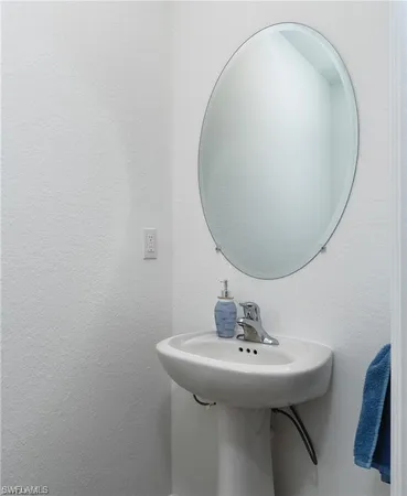 $2,200 | 14267 Oviedo Place, Fort Myers, FL 33905