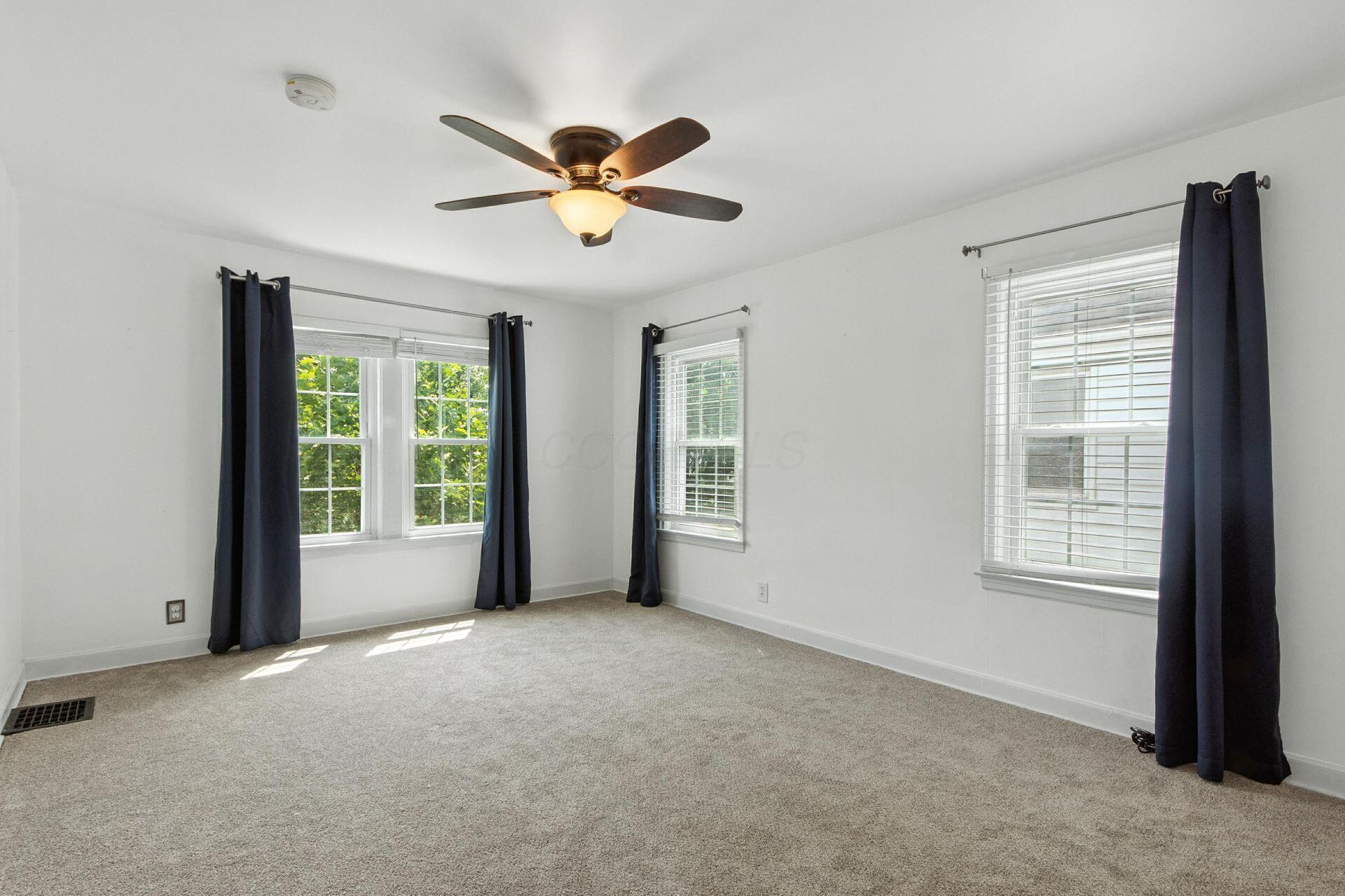 933 Vernon Road Columbus, OH 43209 - Photo 20 of 55 Bedroom 1