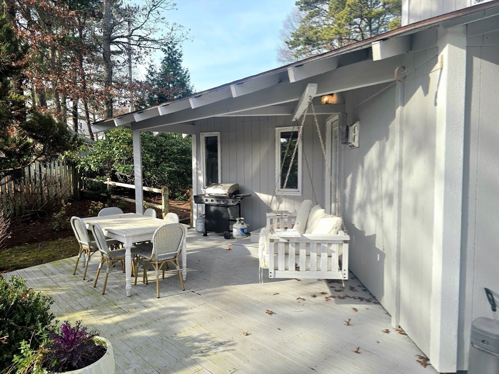 16 Bosun's Lane Mashpee, MA 02649 - Photo 31 of 40