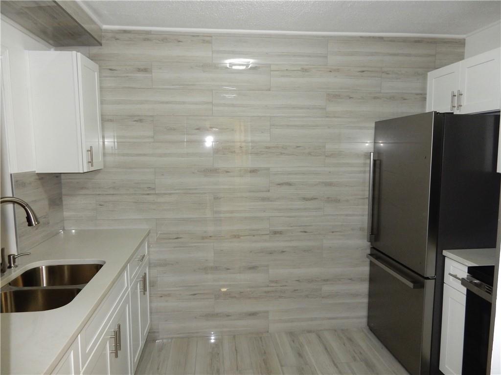 3083 Colonial Way, Unit N Atlanta, GA 30341 - Photo 5 of 20