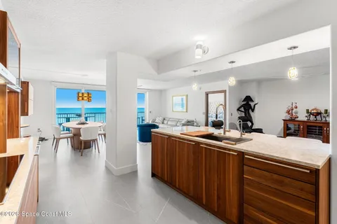 $1,225,000 | 2075 A1A Jimmy Buffett Mem Highway, Unit 2302B, Indian Harbour Beach, FL 32937