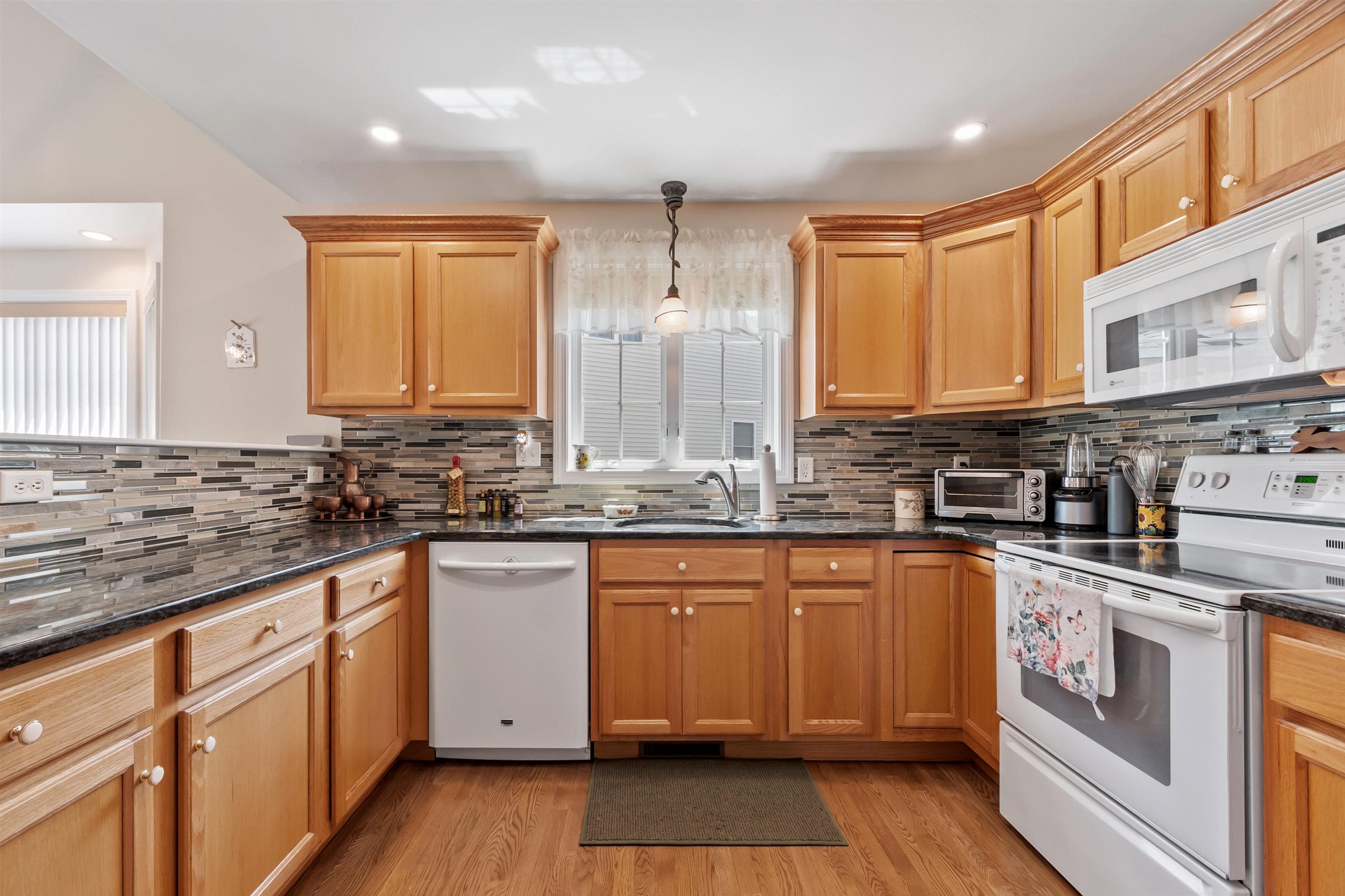 10 Terrell Lane, Unit 10 Hollis, NH 03049 - Photo 31 of 41