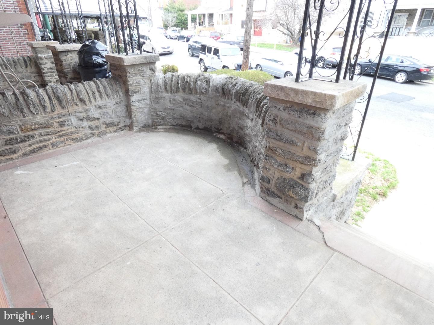 300 West Tabor Road Philadelphia, PA 19120 - Photo 24 of 25 Porch