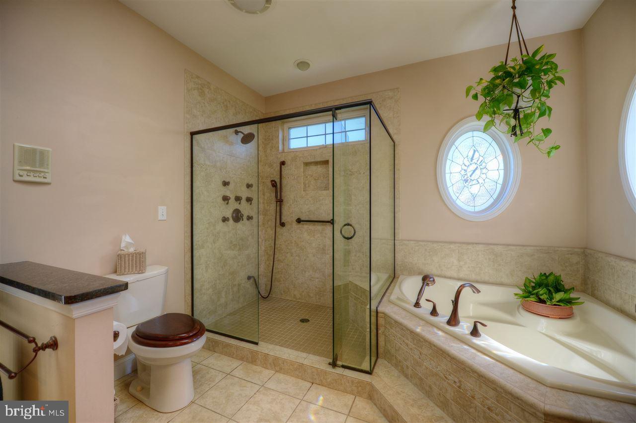 7458 Moyer Road Harrisburg, PA 17112 - Photo 14 of 25 Gallery Image 14