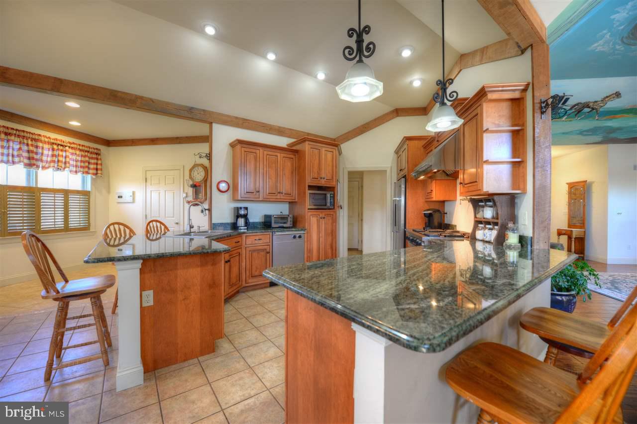 7458 Moyer Road Harrisburg, PA 17112 - Photo 3 of 25 Gallery Image 3