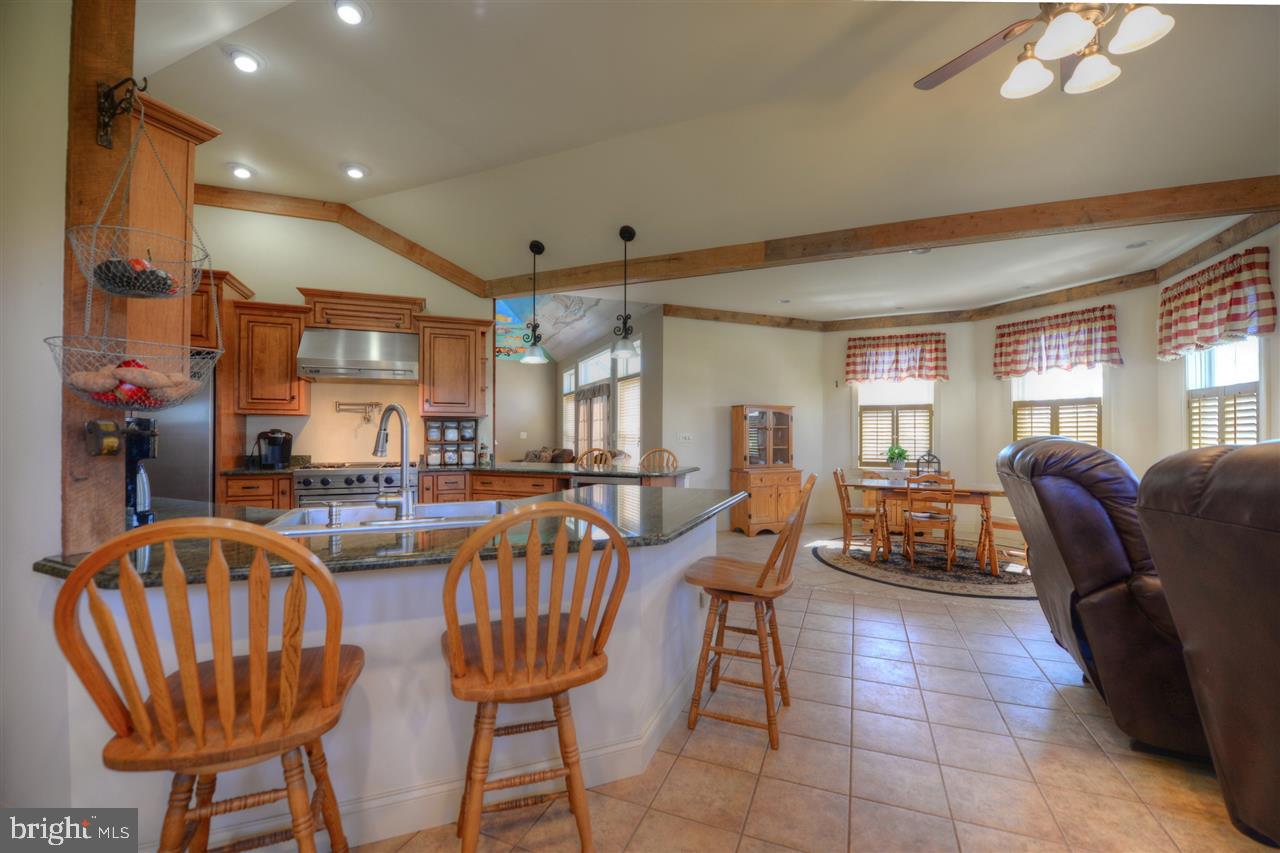 7458 Moyer Road Harrisburg, PA 17112 - Photo 4 of 25 Gallery Image 4