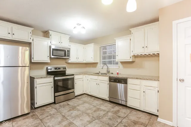 $1,640 | 7403 Red Rock Road, Indianapolis, IN 46236