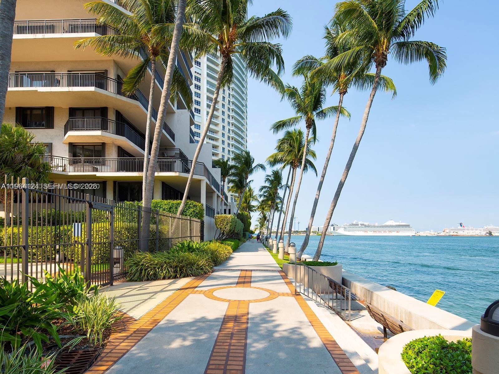 540 Brickell Key Drive, Unit 1504 Miami, FL 33131 - Photo 15 of 19