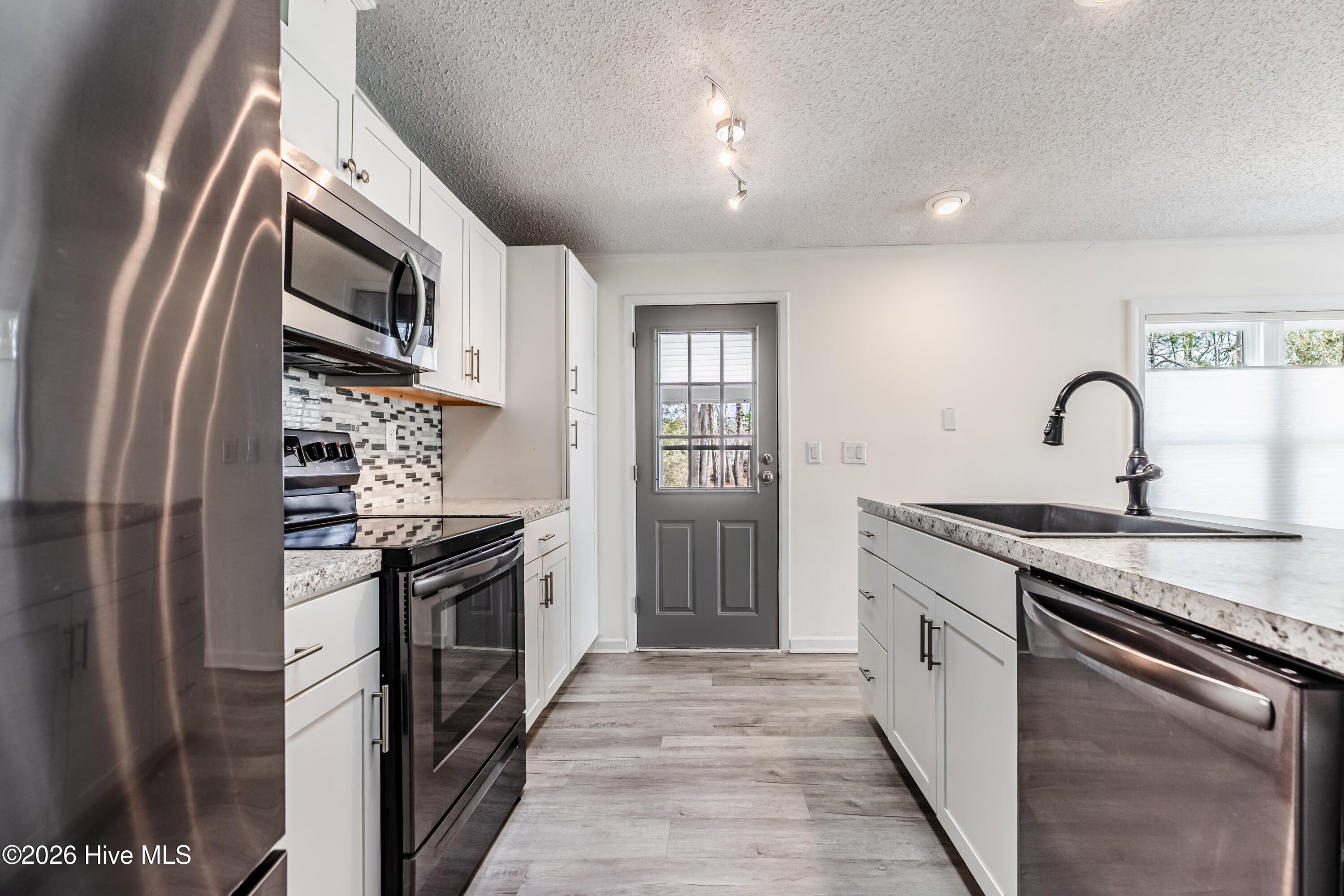 501 Deer Path Calabash, NC 28467 - Photo 12 of 38 Kitchen