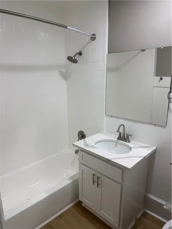 $1,500 | 43 York Street, Rochester, NY 14611