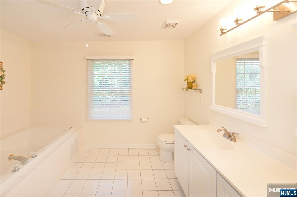 90 Summer Hill Road, Unit 90 Wayne, NJ 07470 - Photo 21 of 39 Gallery Image 21