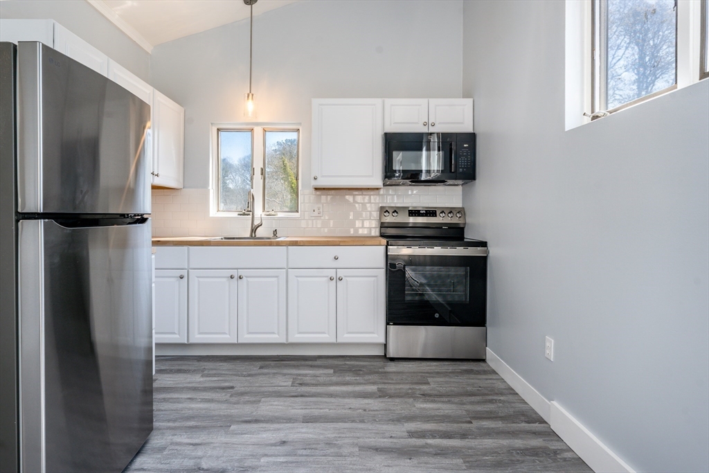 50 Silver Oak Road Eastham, MA 02642 - Photo 33 of 40