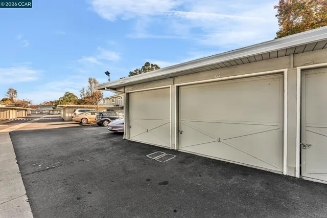 $800,000 | 2724 Bollinger Canyon Road, San Ramon, CA 94583