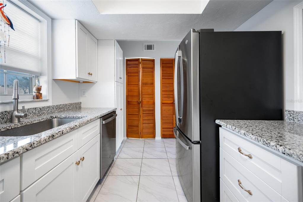 1531 Placida Road, Unit 1102 Englewood, FL 34223 - Photo 12 of 34