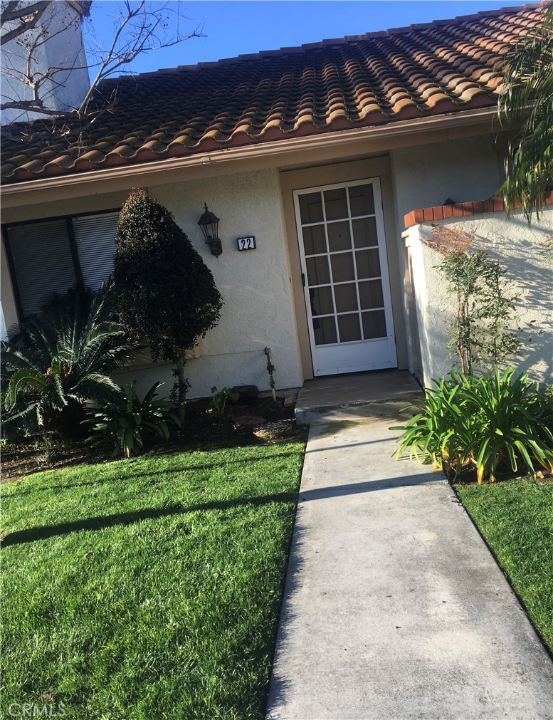 22 Vercelli Irvine, CA 92620 - Photo 3 of 27
