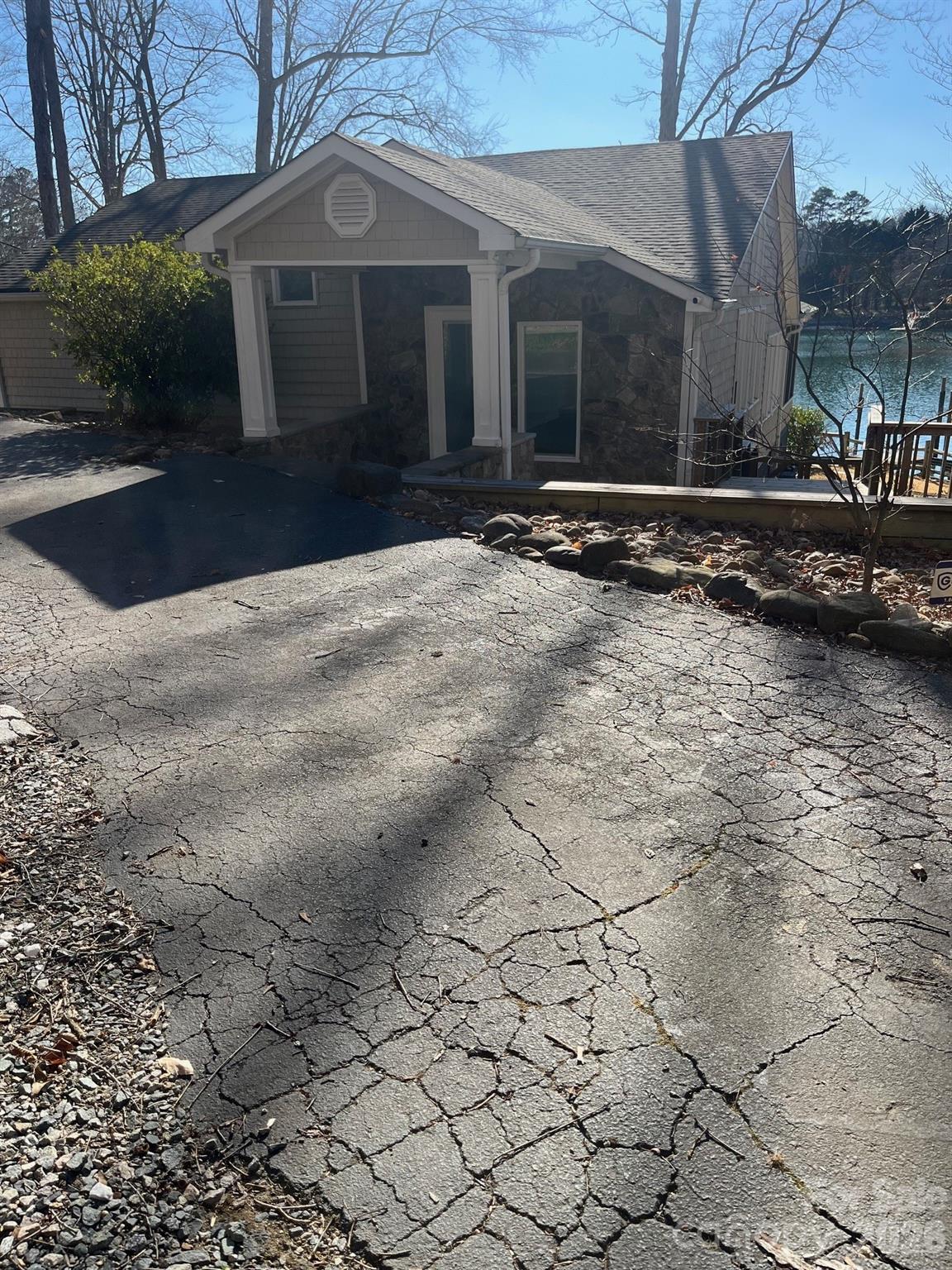 208 Island View Road Mount Holly, NC 28120 - Photo 5 of 37