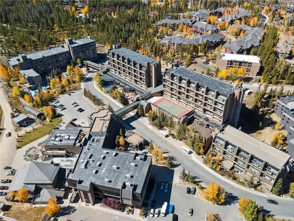 $949,000 | 631 Village Road, Unit 32400, Breckenridge, CO 80424