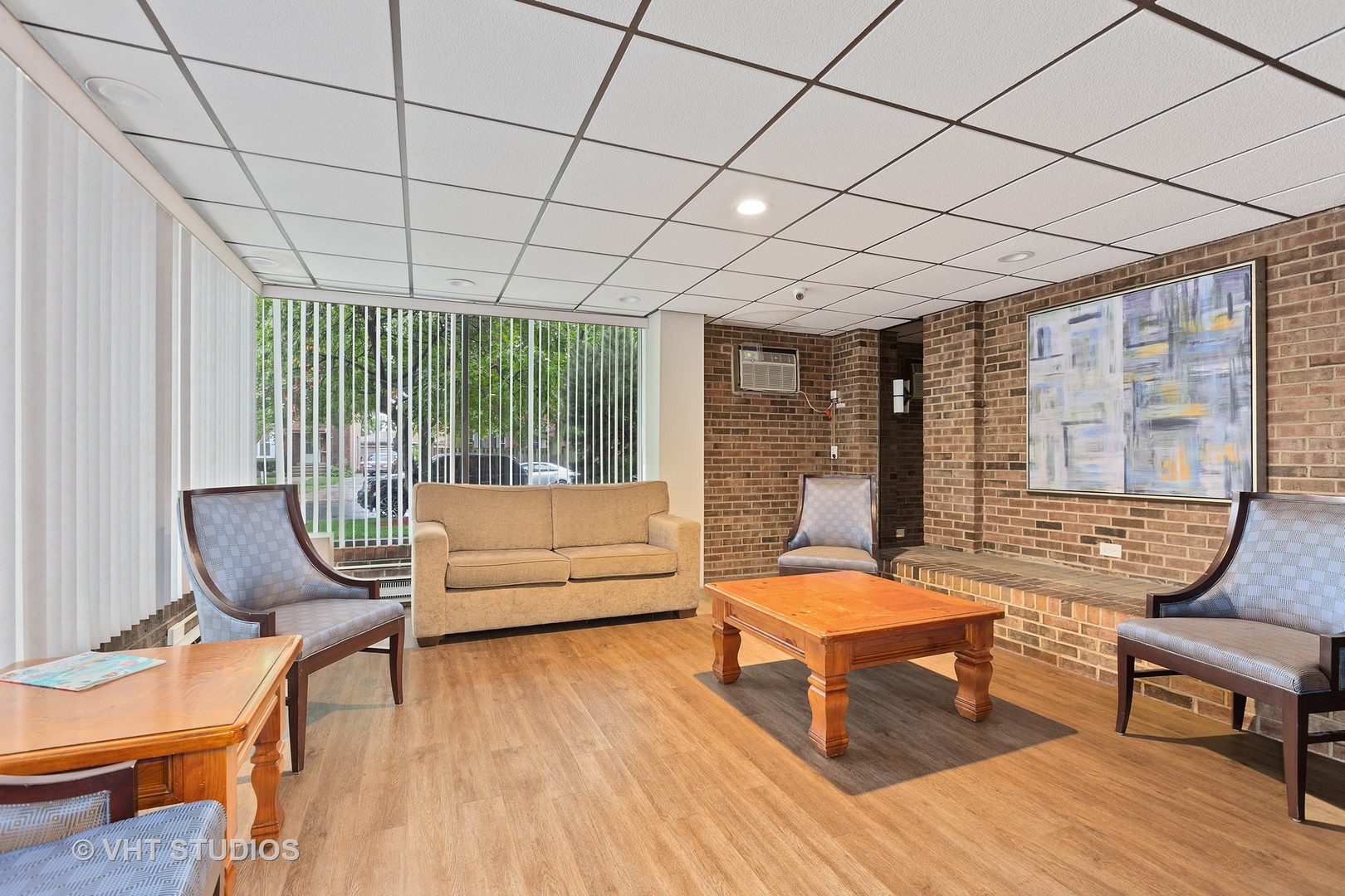 2333 North Neva Avenue, Unit 405C Chicago, IL 60707 - Photo 9 of 13