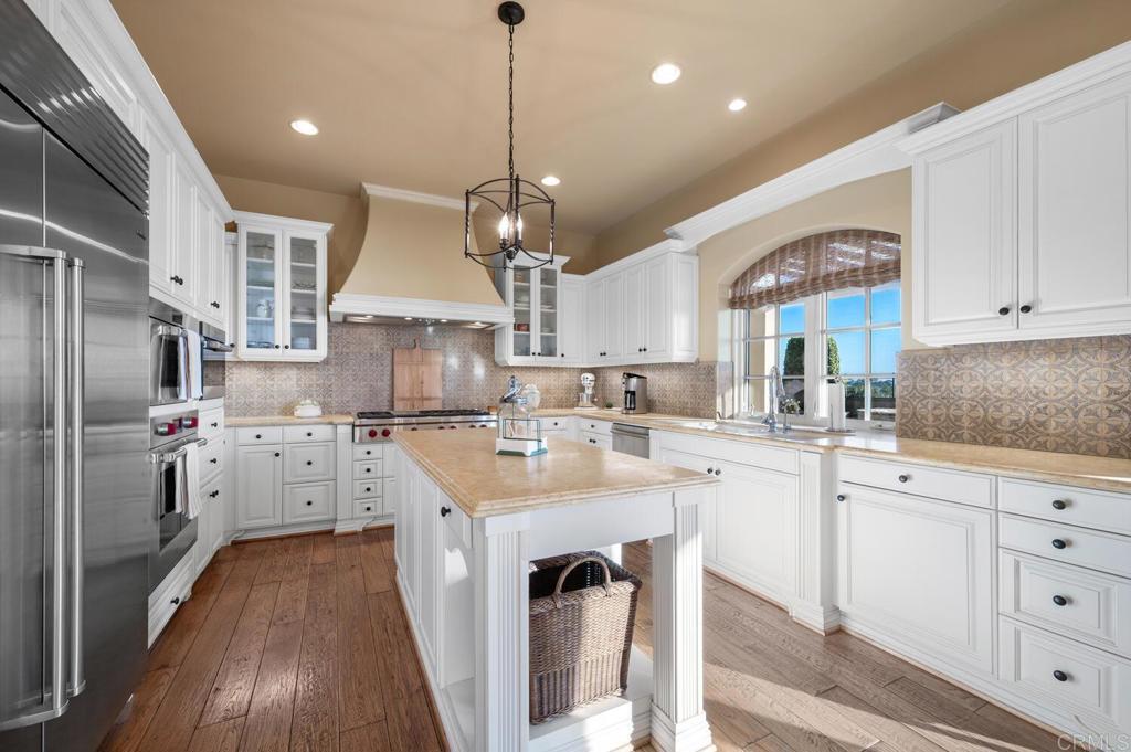 7089 Heron Circle Carlsbad, CA 92011 - Photo 3 of 58