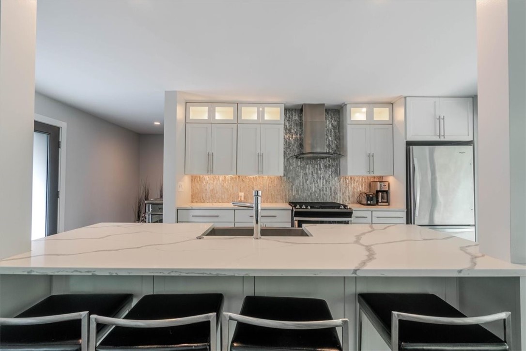 200 Bay Shore Drive Decatur, IL 62521 - Photo 7 of 23