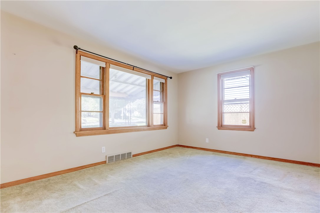 756 Merchants Road Rochester, NY 14609 - Photo 4 of 21