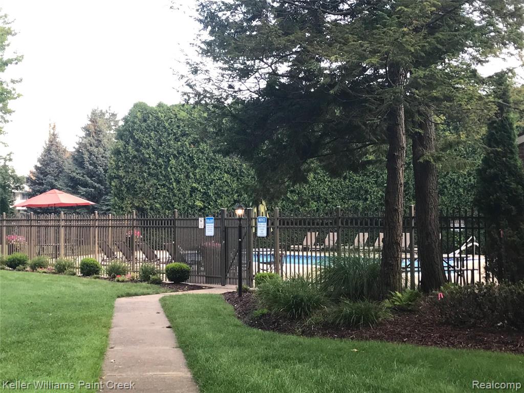 354 Willow Grove Lane Rochester Hills, MI 48307 - Photo 21 of 21