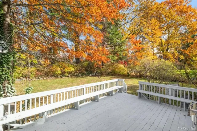 $1,075,000 | 44 Amherst Drive, New Rochelle, NY 10804