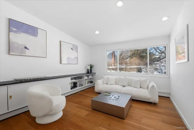 $1,075,000 | 44 Amherst Drive, New Rochelle, NY 10804