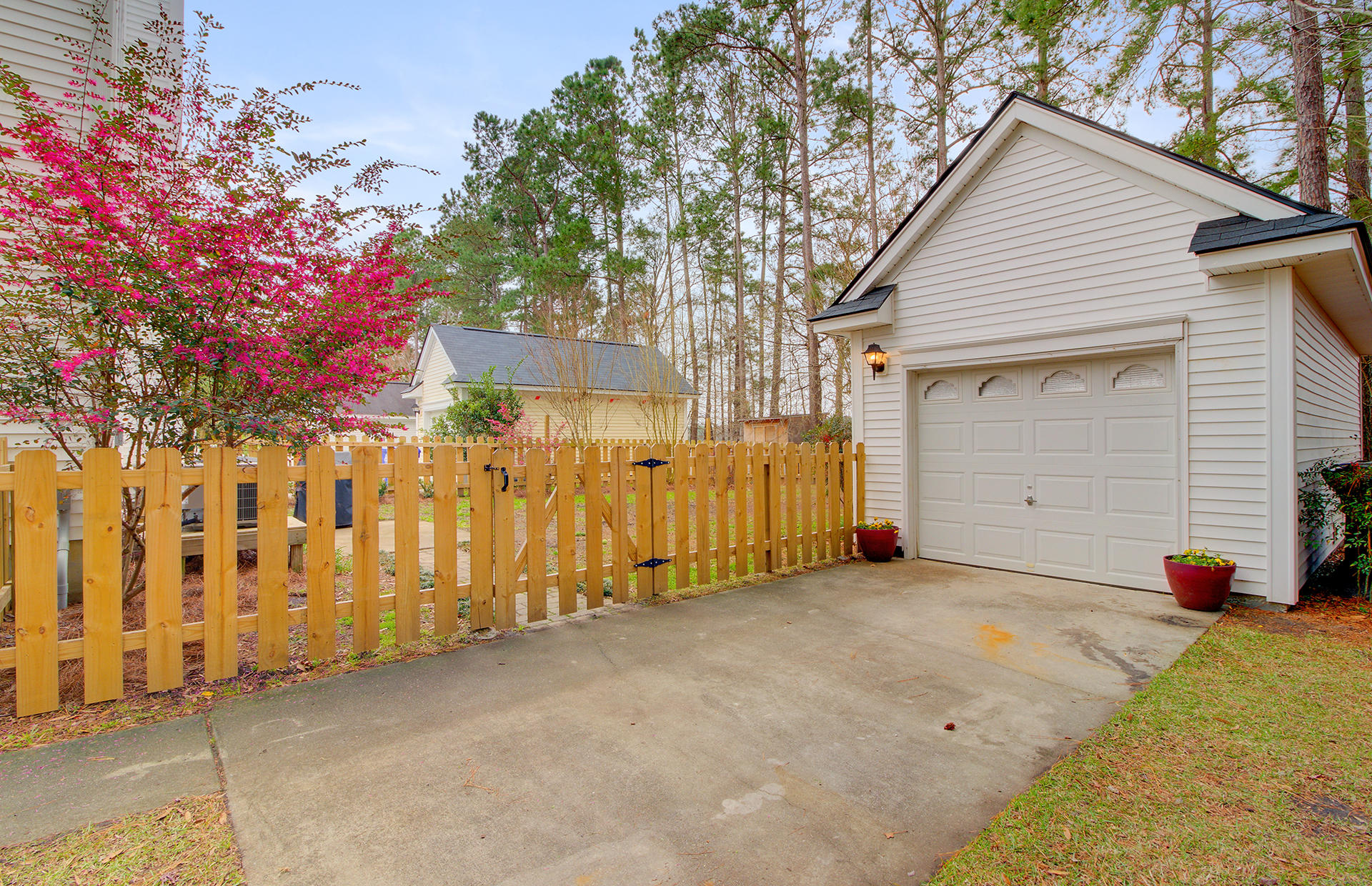 3201 Beaconsfield Road Mount Pleasant, SC 29466 - Photo 5 of 34 5