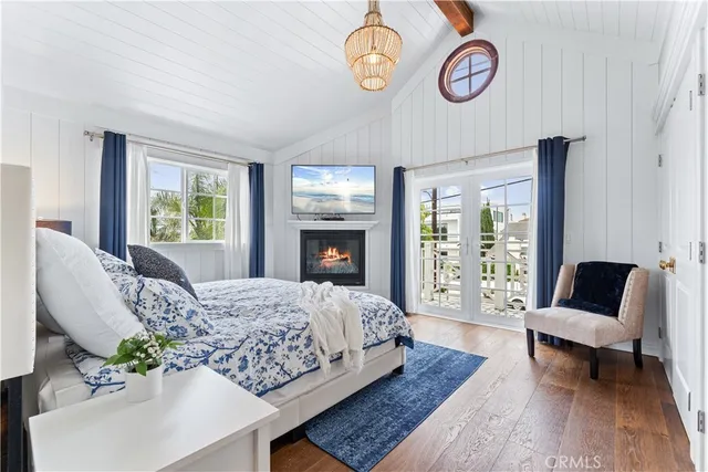 $9,500 | 208 Indianapolis Avenue, Huntington Beach, CA 92648