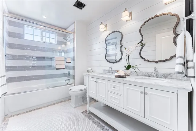 $9,500 | 208 Indianapolis Avenue, Huntington Beach, CA 92648